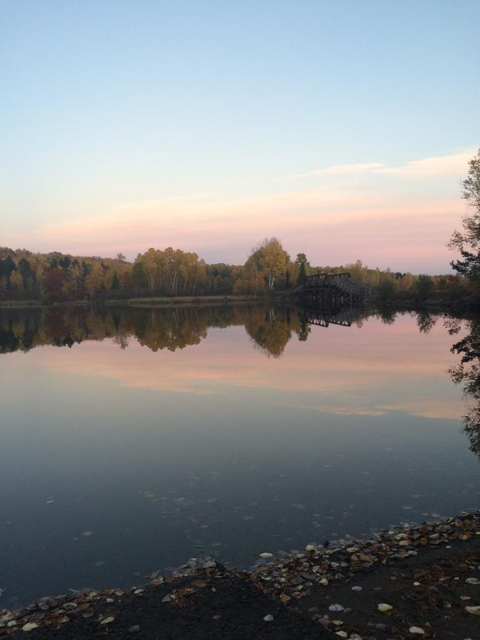 Four Seasons Algonquin Cabins Madawaska Buitenkant foto